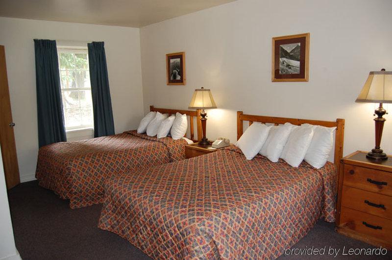 Motel Lake Mcdonald 웨스트 글레이셔 외부 사진
